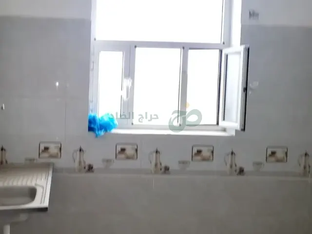 صورة مصغرة 6 من 6 — صنعاء حزيز
